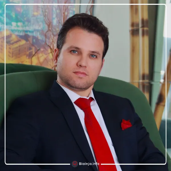 سید فرهاد حسینی مقدم بهترین وکیل مشهد